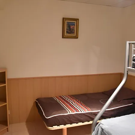 Apartment Les Laurieres